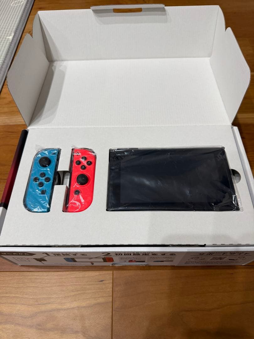 Nintendo Switch 本体 64GBマイクロSD付き