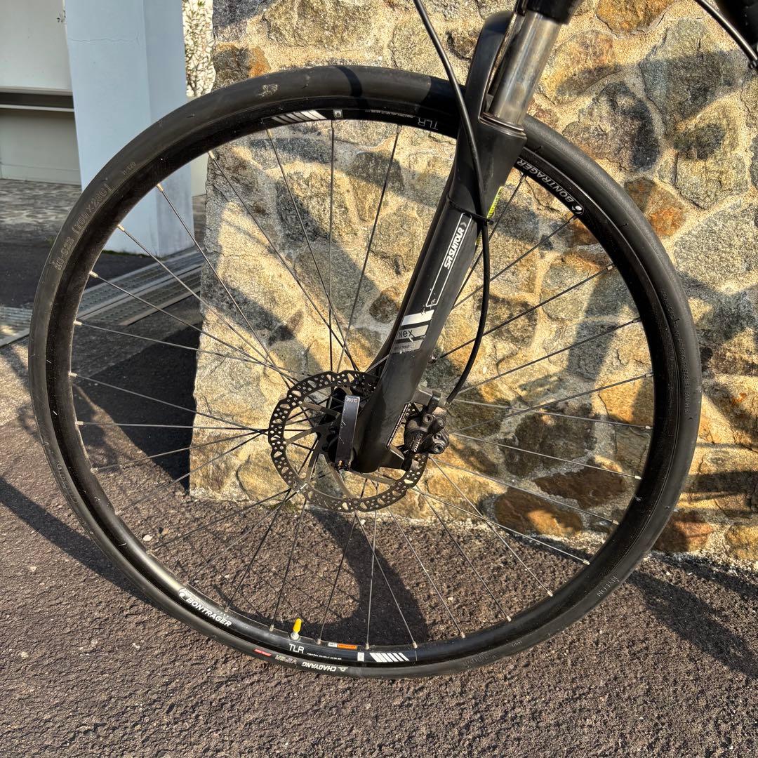 引取限定 TREK トレック 8.4DS 2017年 27インチ クロスバイク