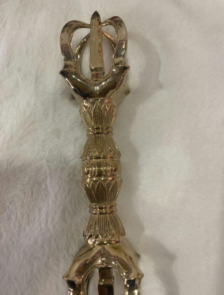 チベット仏教法器 プーバ金鋼撅 真鍮製 vajra 18cm