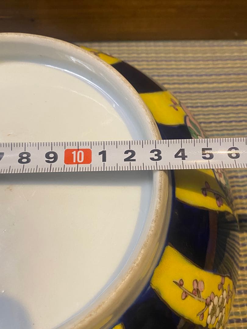 中国美術　色絵　窓絵吉祥紋　大中小　８寸・９寸・1尺　鉢　深鉢　3鉢揃い　木箱