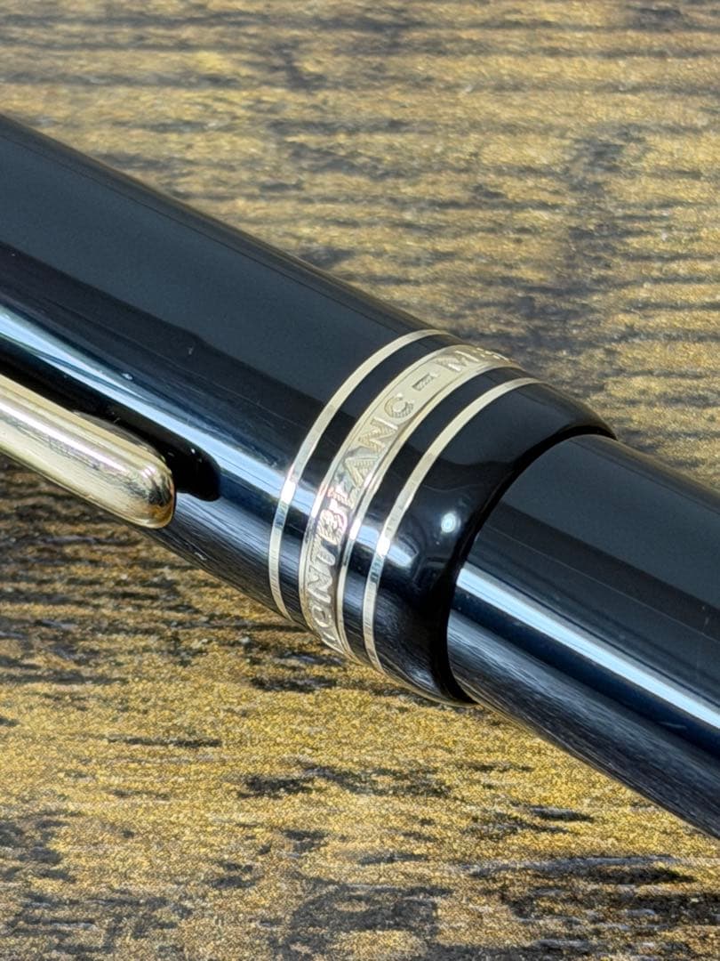 未使用に近い　149 西ドイツ製　18K ヘミングウェイ　バイカラー　万年筆　F