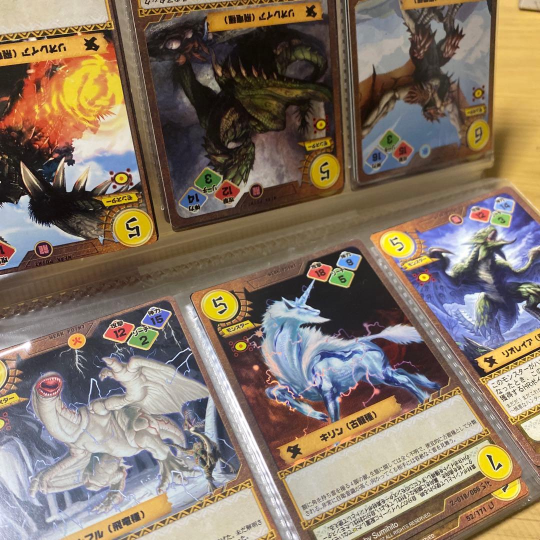 モンスターハンター　トレーディングカード　セット　700枚