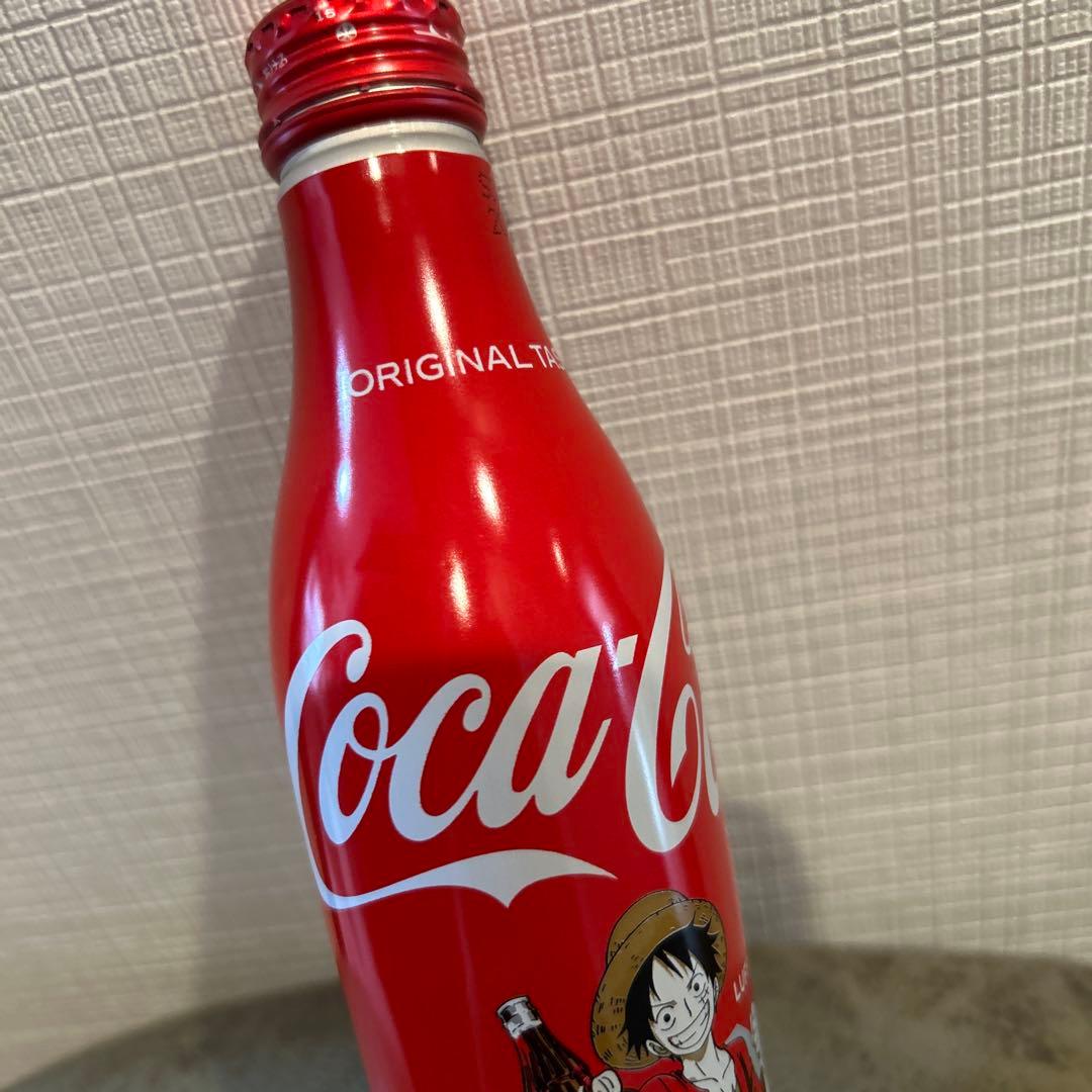 ①ワンピース　Hello, ONE PIECE コカコーラ　缶バッジ