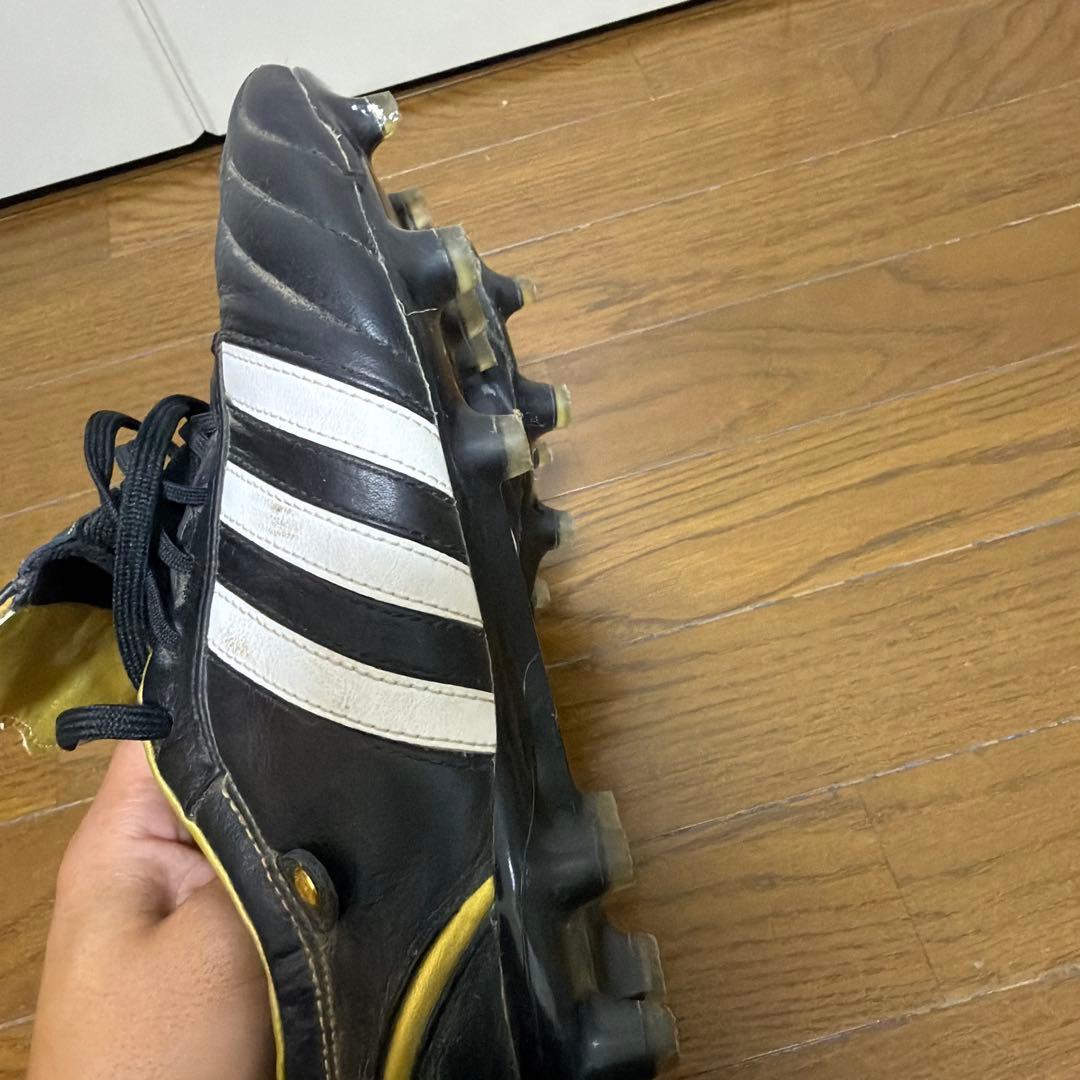 adidas サッカー ブラック/ホワイト/ゴールド adipure FG