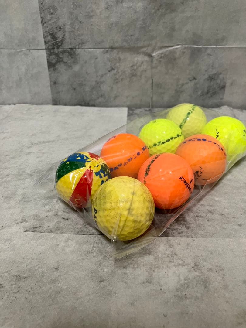 ゴルフボール　カラー 8個セット 中古 ロストボール　練習　ボール