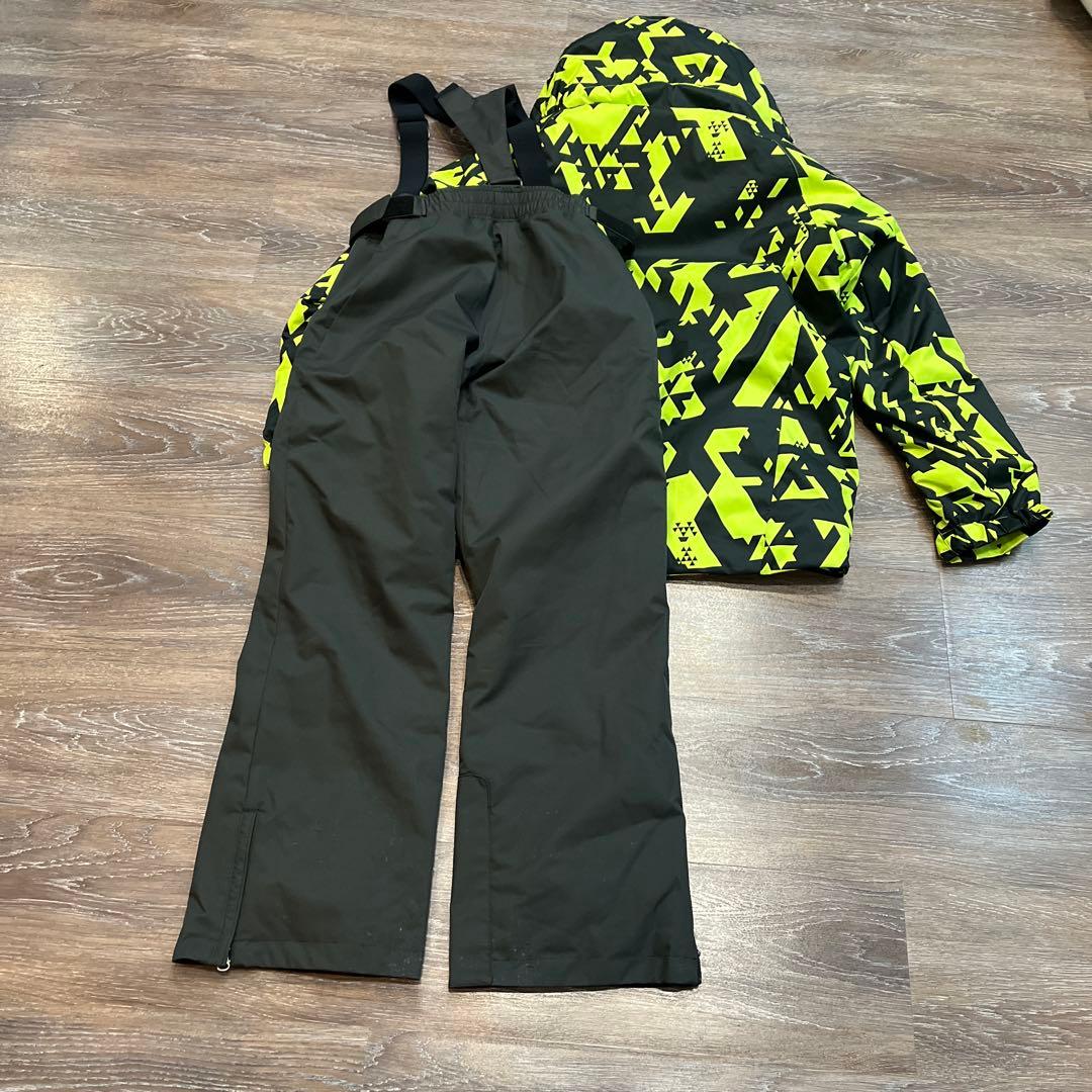 デサント　M美品　スキーウェア　メンズ　男性 セットアップ　上下