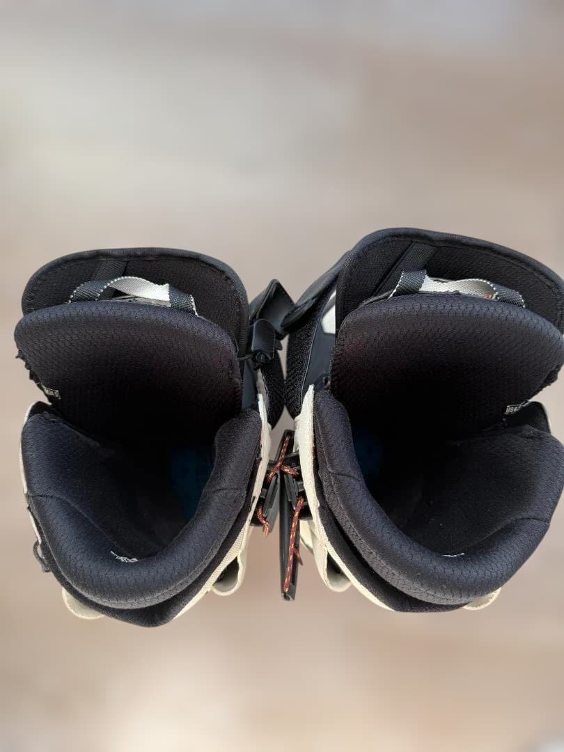 ディーラックス Empire Lara 女性用スノーボードブーツ 24.5