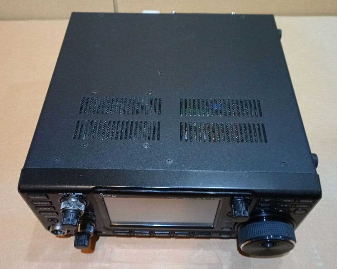 IC-7300M (HF+ 6m, 50W) 美品とオートチューナー