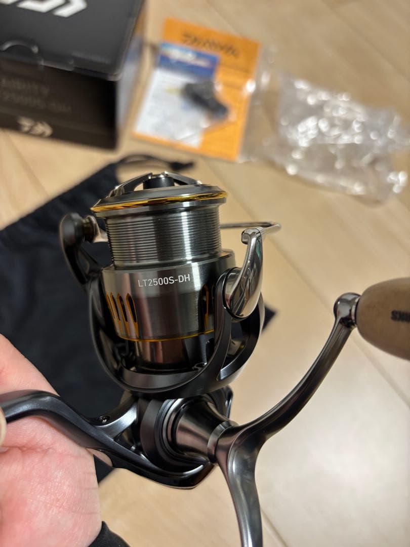 [1/16で一旦取下げ/限定値引]【極美品】23エアリティLT2500S-DH