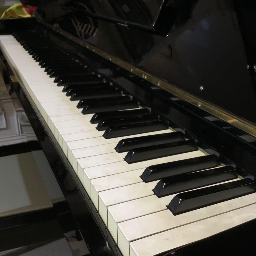 新春還元セール▼YAMAHA　アップライトピアノ　名器　NoU2　鍵盤