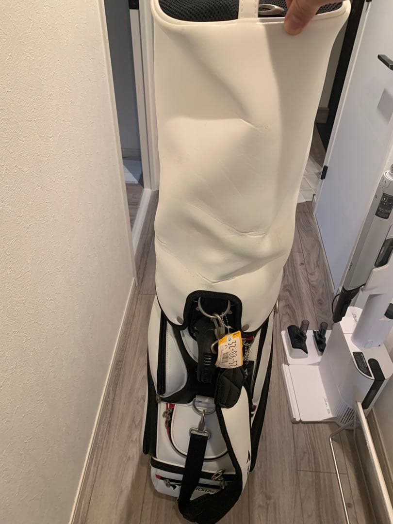 ビックバス　TOURSTAGE キャディバッグ ホワイト/ブラック