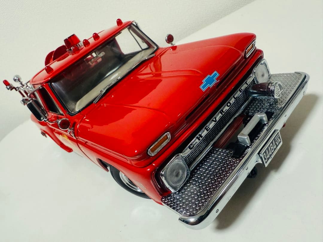 SunStarサンスター/'65 Chevyシボレー C-20 消防車 1/18