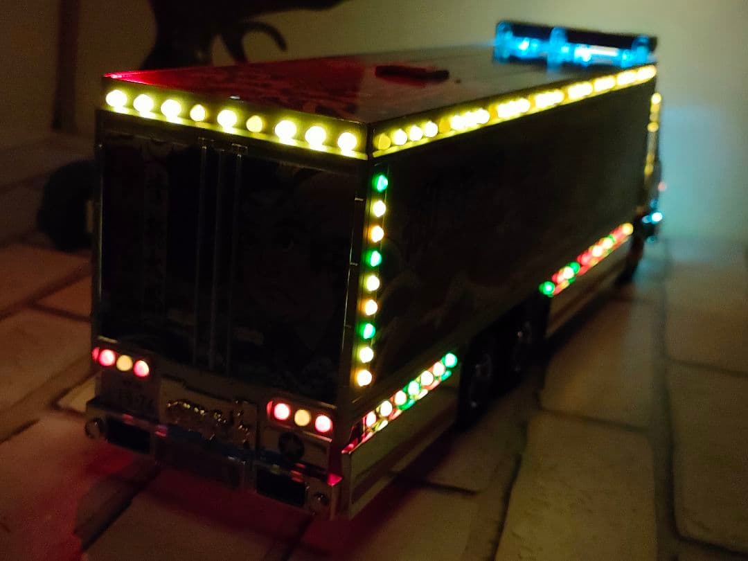 人気アイテム！スカイネット　 トラック野郎 一番星　2.4G仕様ラジコン　動作品