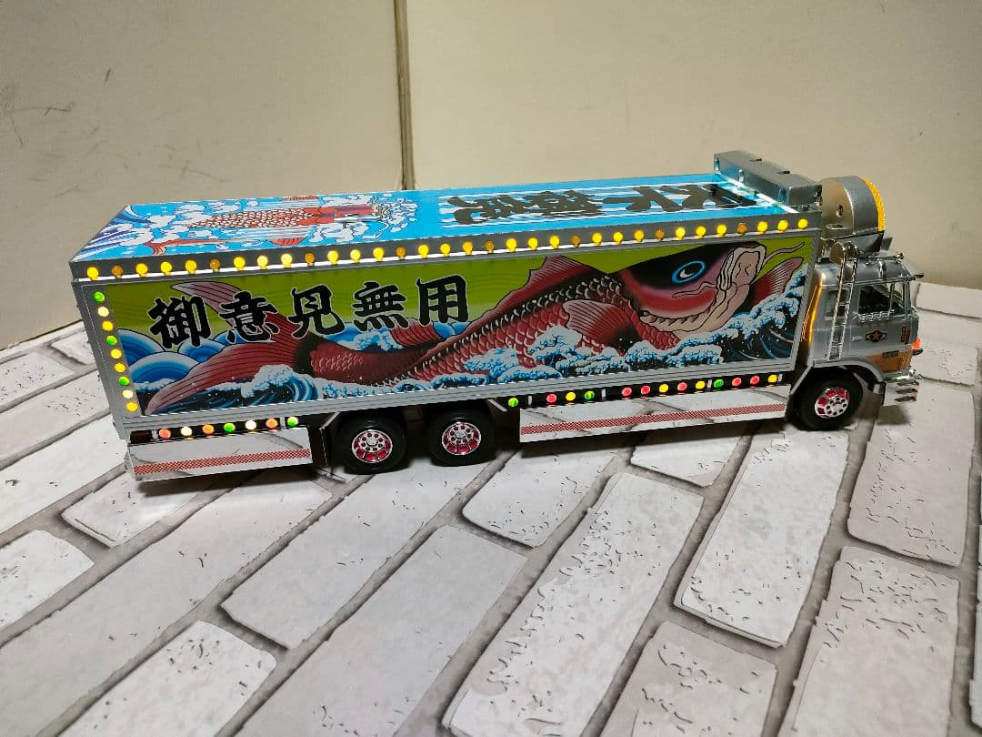 人気アイテム！スカイネット　 トラック野郎 一番星　2.4G仕様ラジコン　動作品