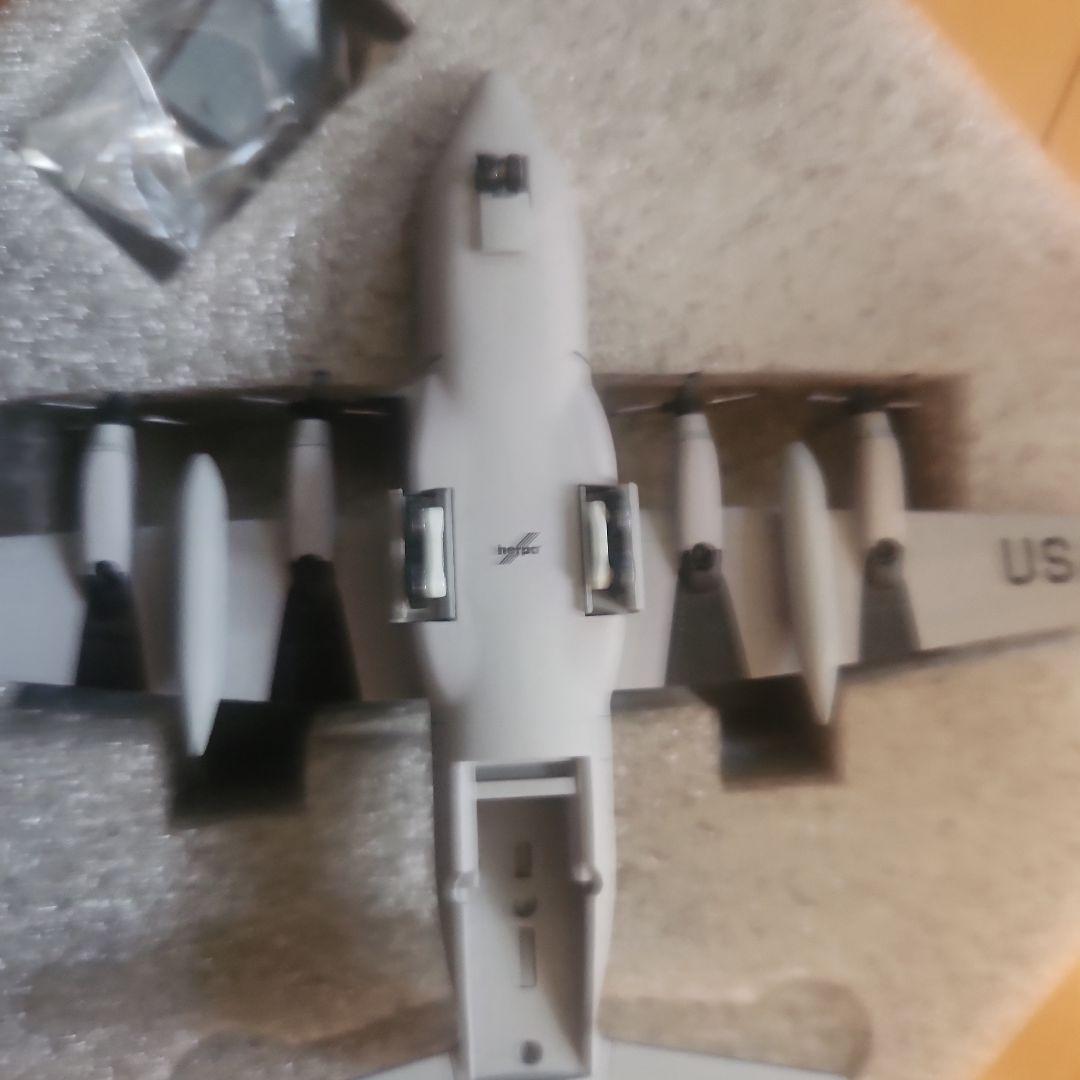 航空機・ヘリコプター HERPA Lockheed C-130 Hercules 1/200