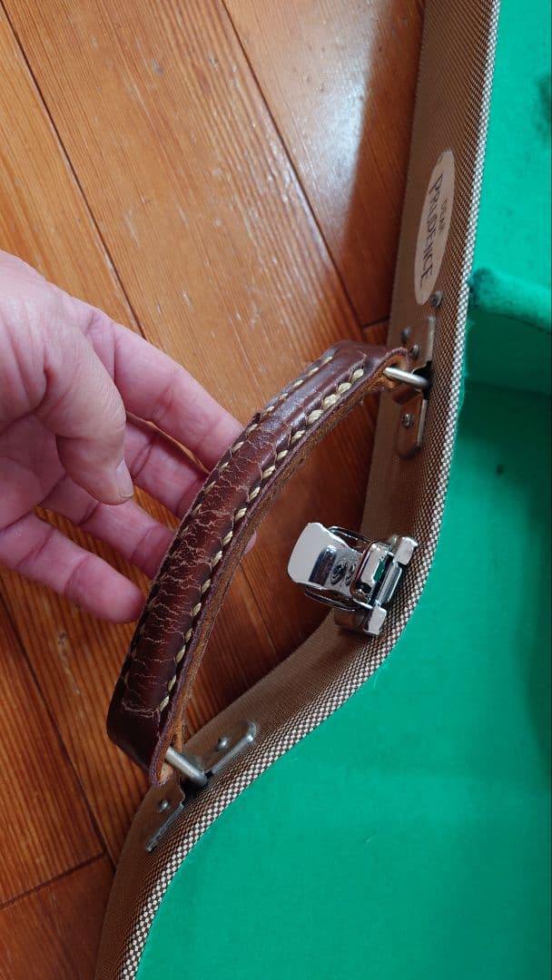 練馬With製ヘフナーベース用セルマーケースレプリカ