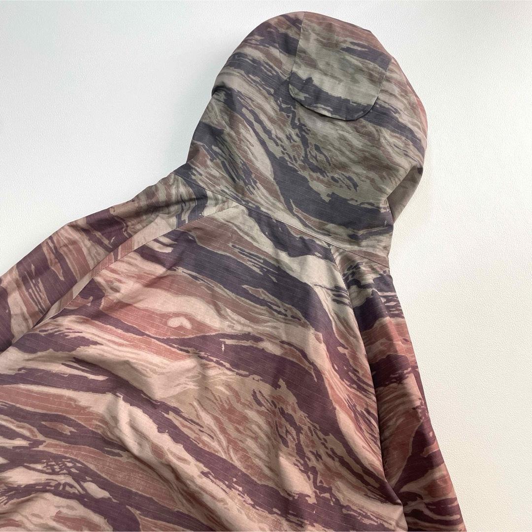 6651 バートン　ジャケット　ゴアテックス　迷彩柄　メンズ　スノボウェア