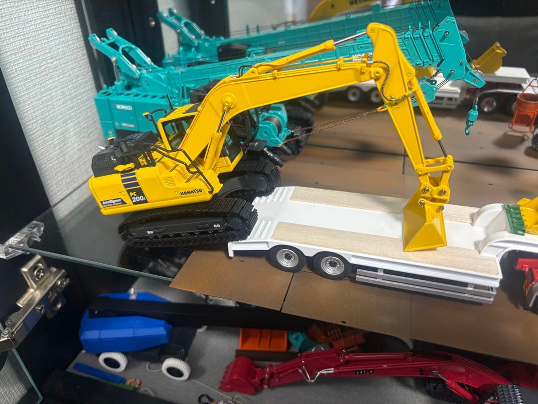 コマツ PC200i intelligent machine control