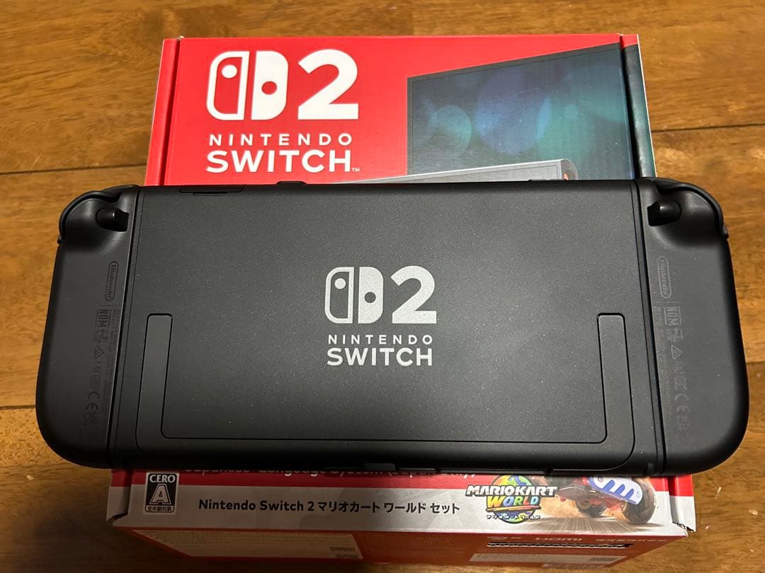中古　Nintendo Switch 2 マリオカート使用済み