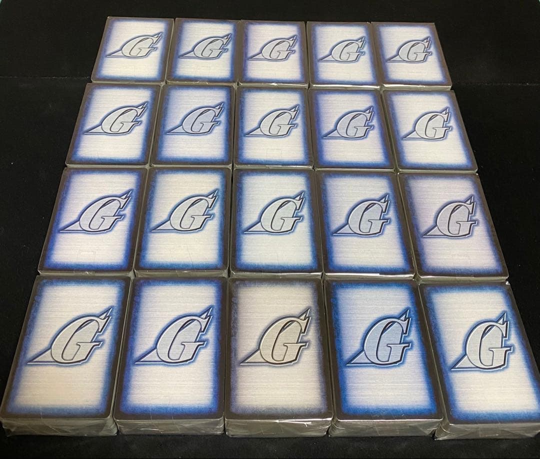 ガンダムウォーカード 赤まとめ売り⑩約2300枚 十字勲章 黒の部隊など