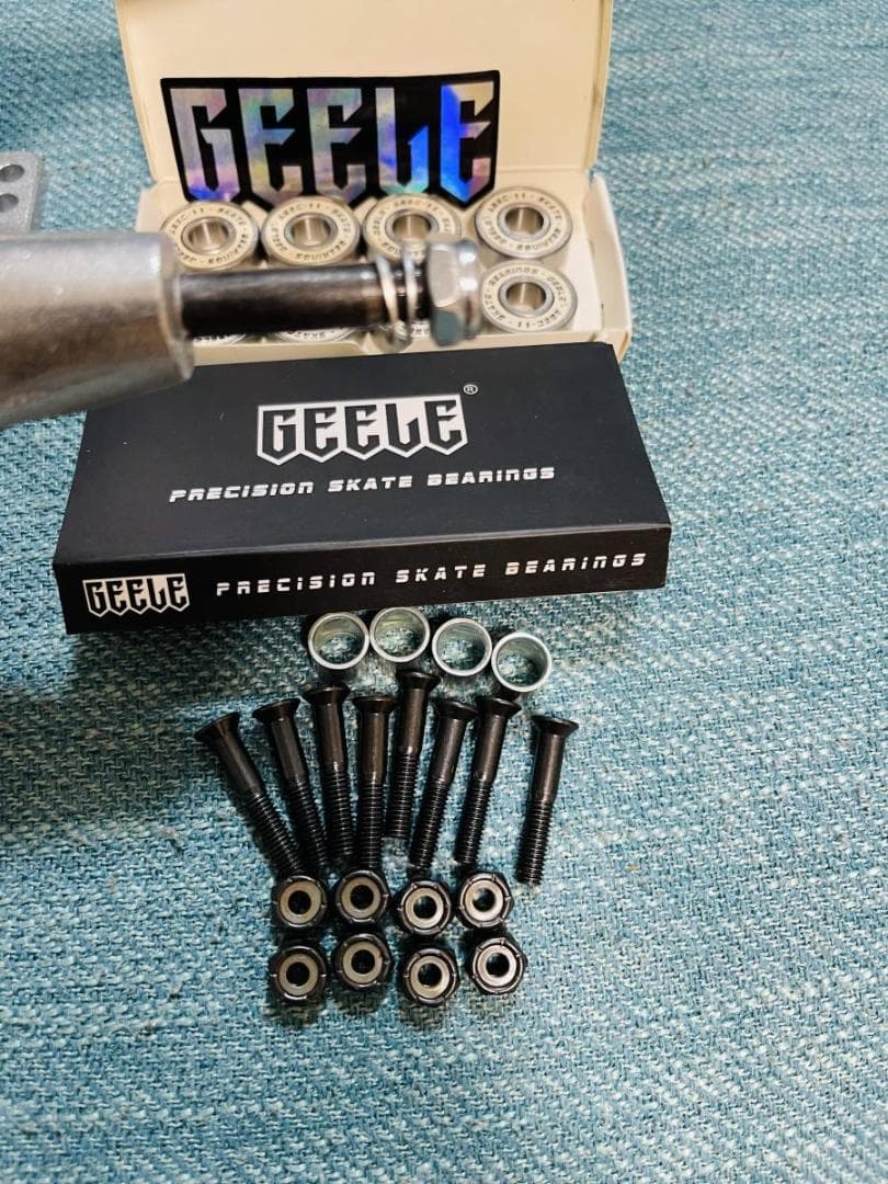 話題の四角ウィール使用　CX4同機能トラック　サーフスケート　足回りセット