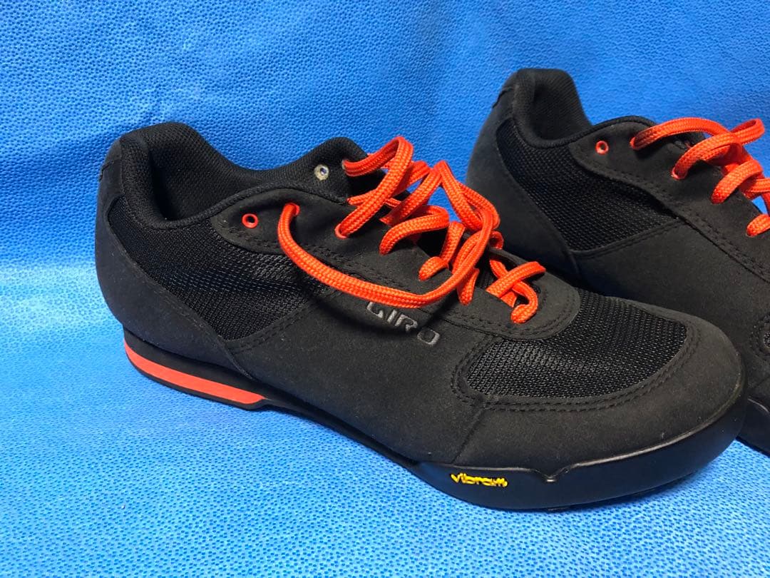 Giro RumbleVR ブラック/グローウィングレッド 43(27.5cm)