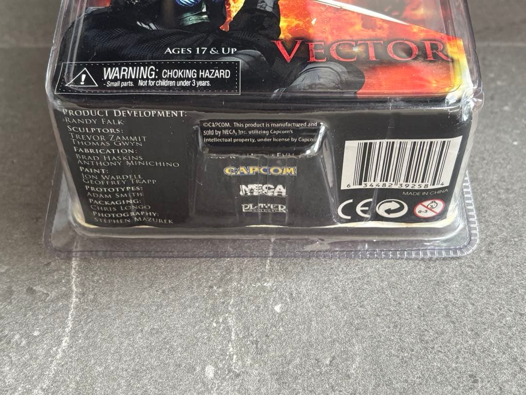 NECA バイオハザード ベクター フィギュア 【貴重未開封品】