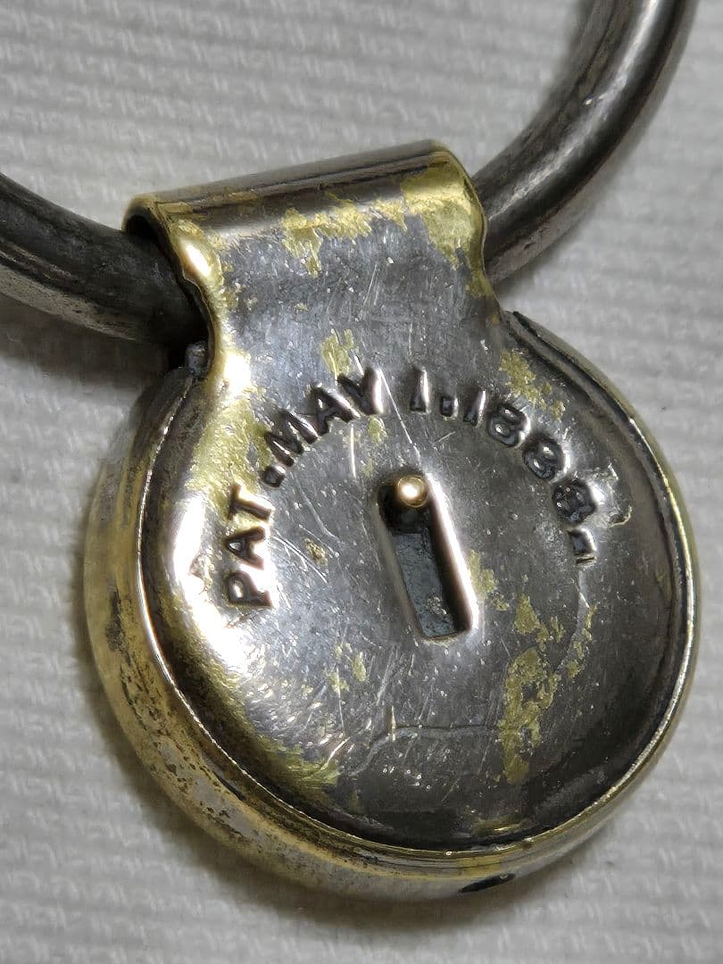 稀少！1883年 米国製 ビンテージ ブラス キーホルダー