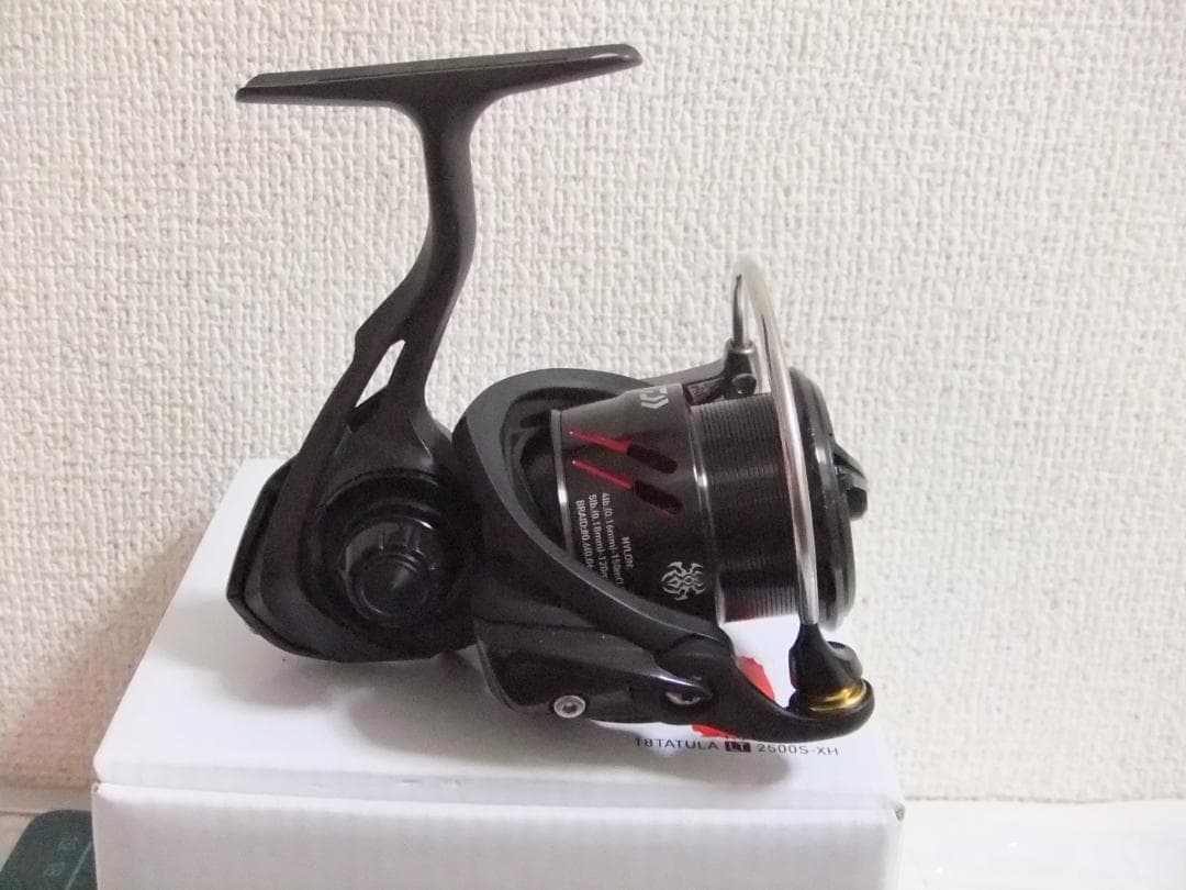 Daiwa 18 タトゥーラ TATULA LT 2500S-XH 美品/元箱付