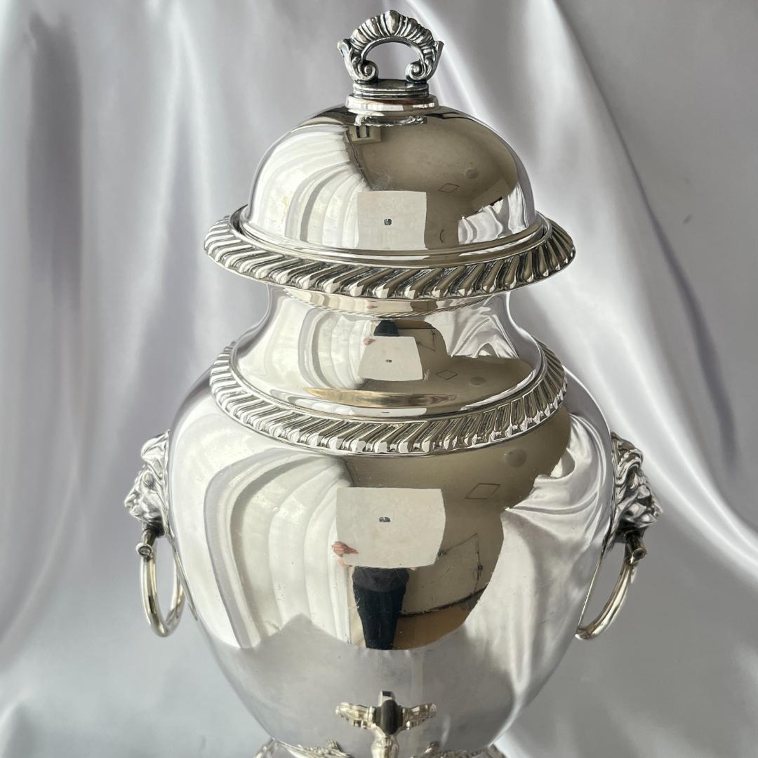 【International Silver 】ライオンのサモワール サーバー