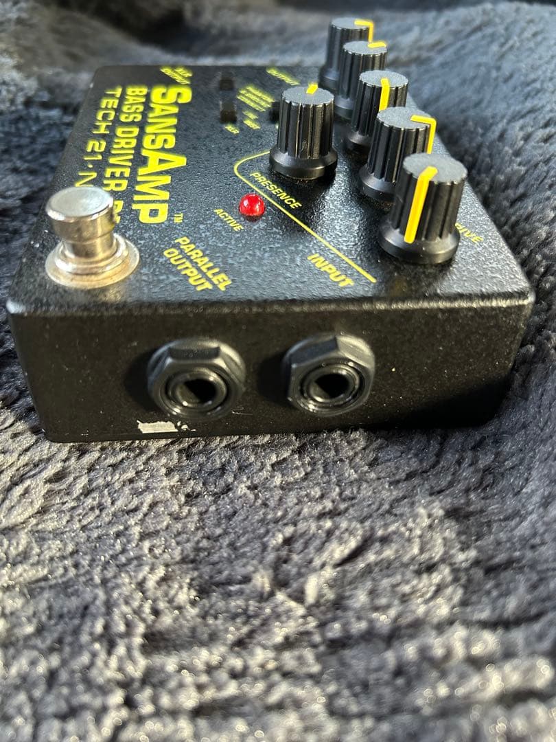 美品　TECH 21 NYC SansAmp Bass D DI