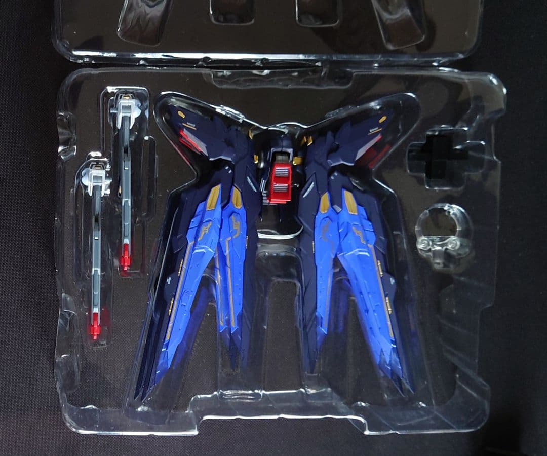 メタルビルド　ストライクフリーダムガンダム SOUL BLUE Ver.　開封品