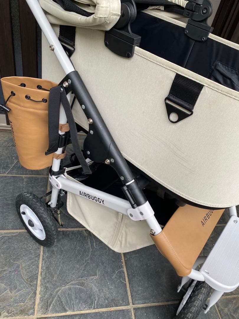 AIRBUGGY ドーム3　プレミアム　ラージ　アーバンホワイト