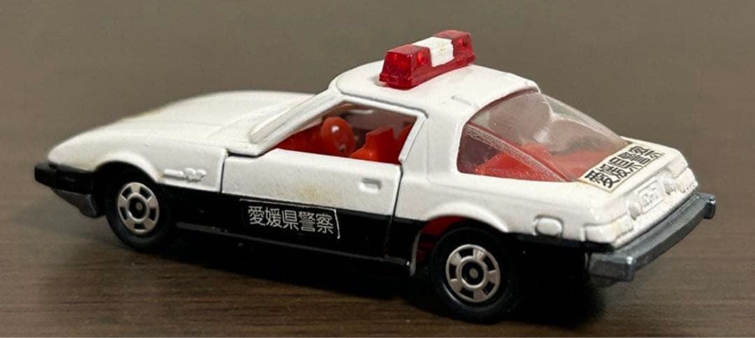 トミカ マツダ サバンナ RX-7 カローラセダン パトロールカー 2台セット