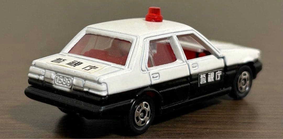 トミカ マツダ サバンナ RX-7 カローラセダン パトロールカー 2台セット