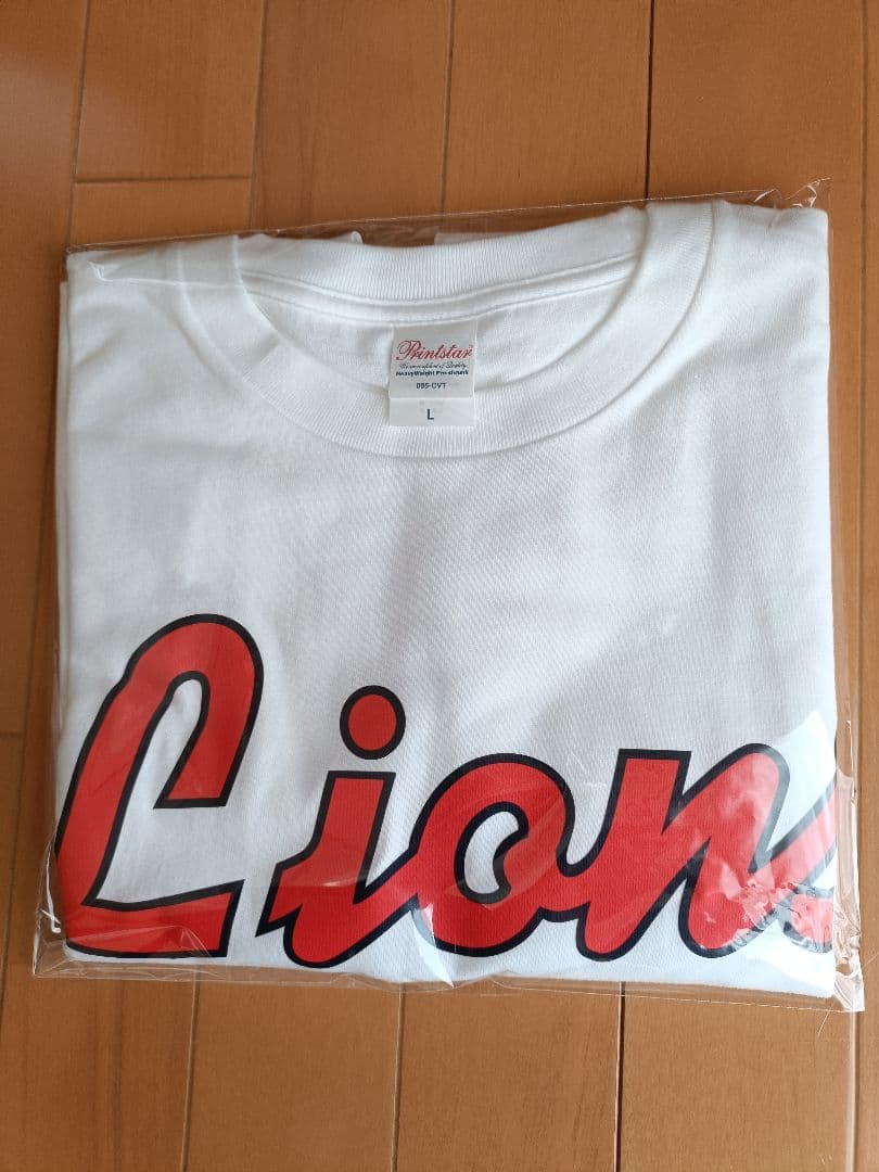 クラウンライターライオンズ　Ｔシャツ　新品　Ｌサイズ　西武ライオンズ