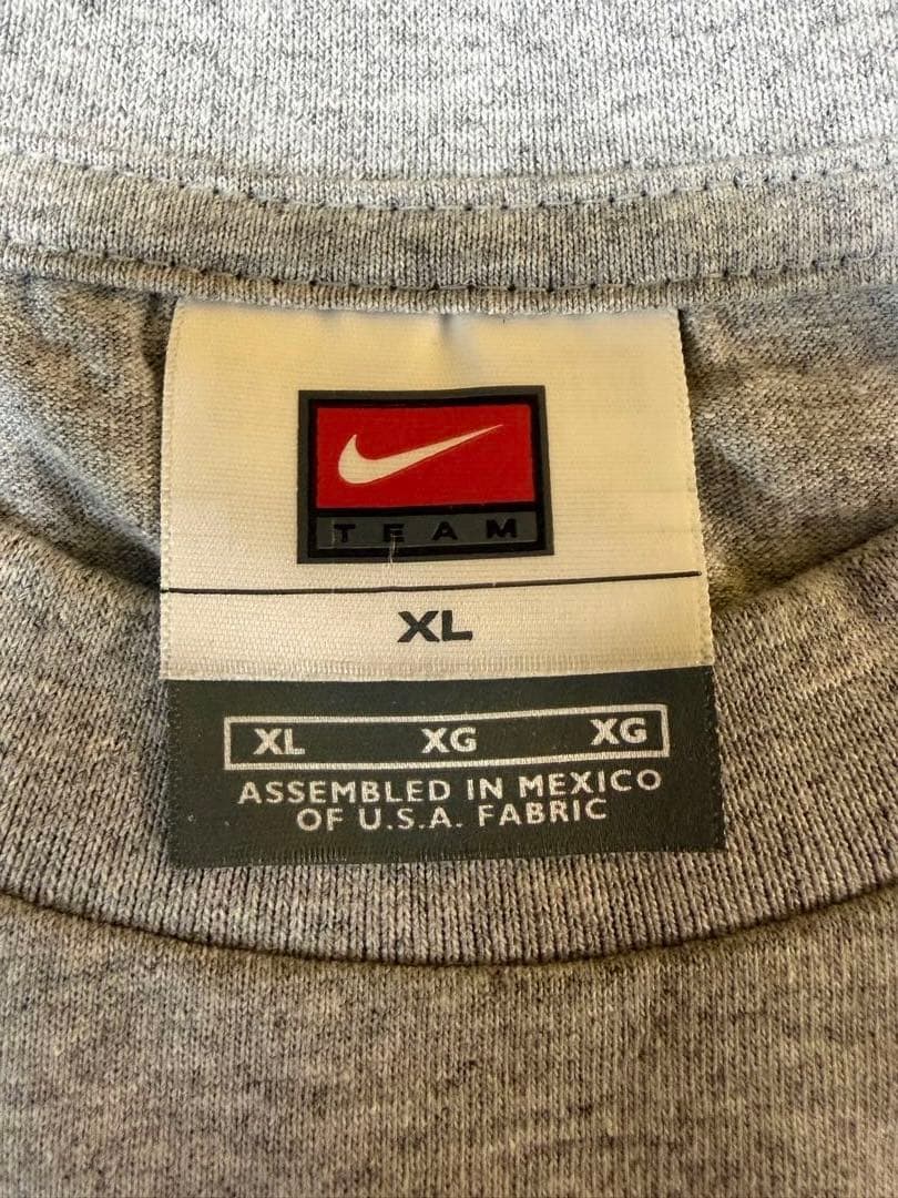 【新品】NIKE×ヤンキース Tシャツ XL グレー メキシコ製 MLB