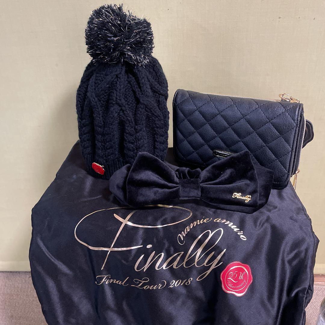 安室奈美恵ライブグッズ41点＋おまけ2点おまとめ売り❣️