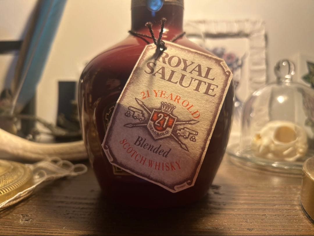 ロイヤルサルート　21年　スコッチウイスキー　赤　未開封