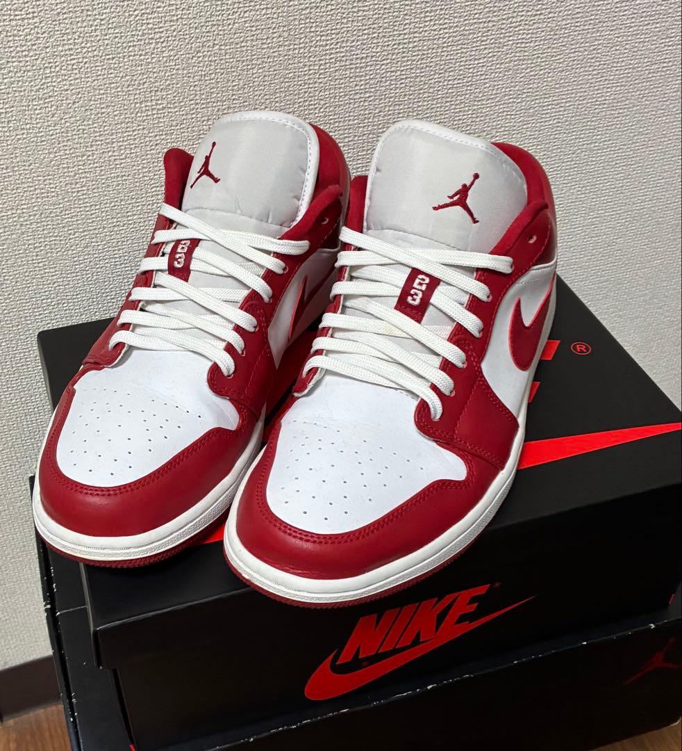 ナイキ エアジョーダン1 ロー \"ジムレッド/ホワイト\"
