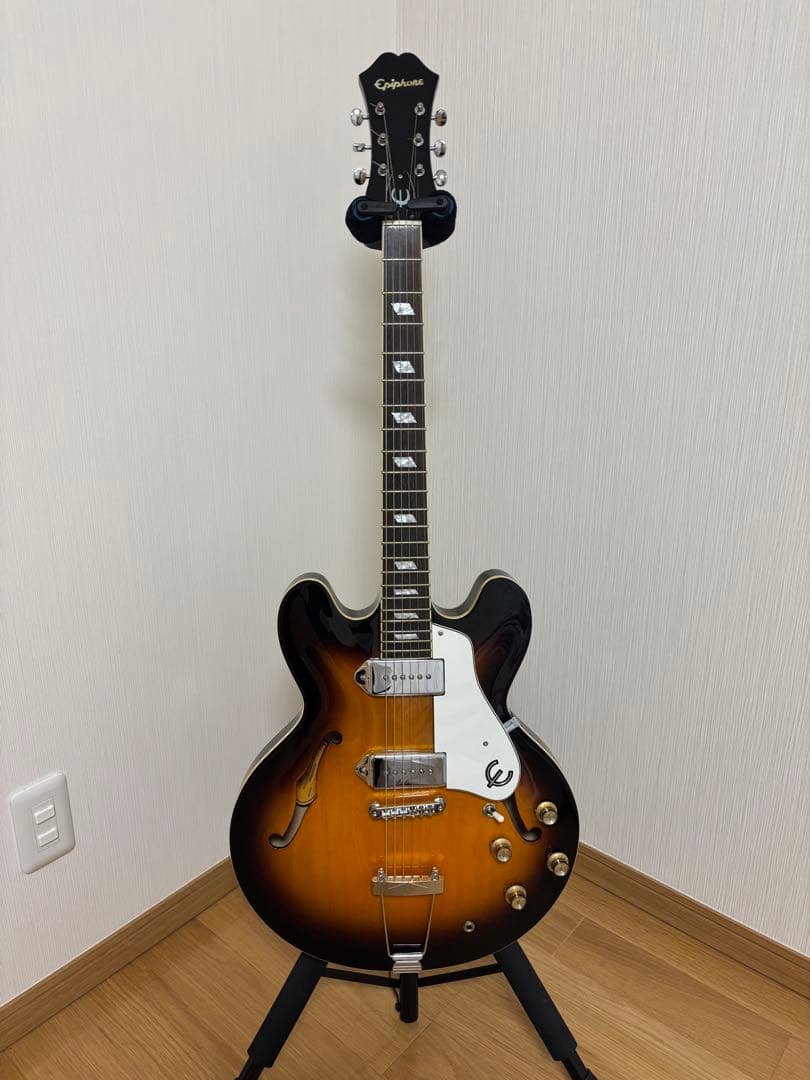 ピアレス製　06年casino ヴィンテージサンバースト　ハードケース付き