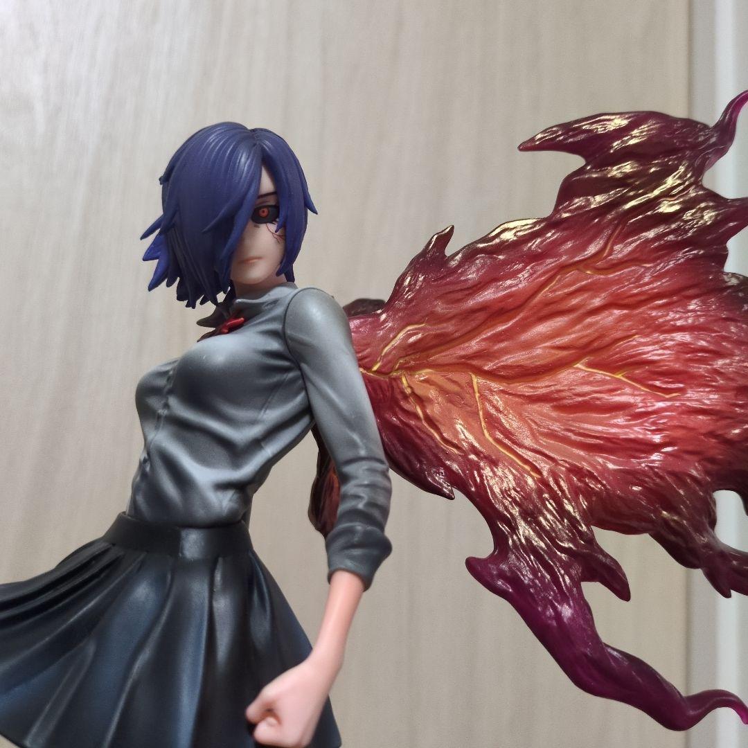 ① 東京喰種　霧嶋董香　トーカ　フィギュア　海外製　約40cm