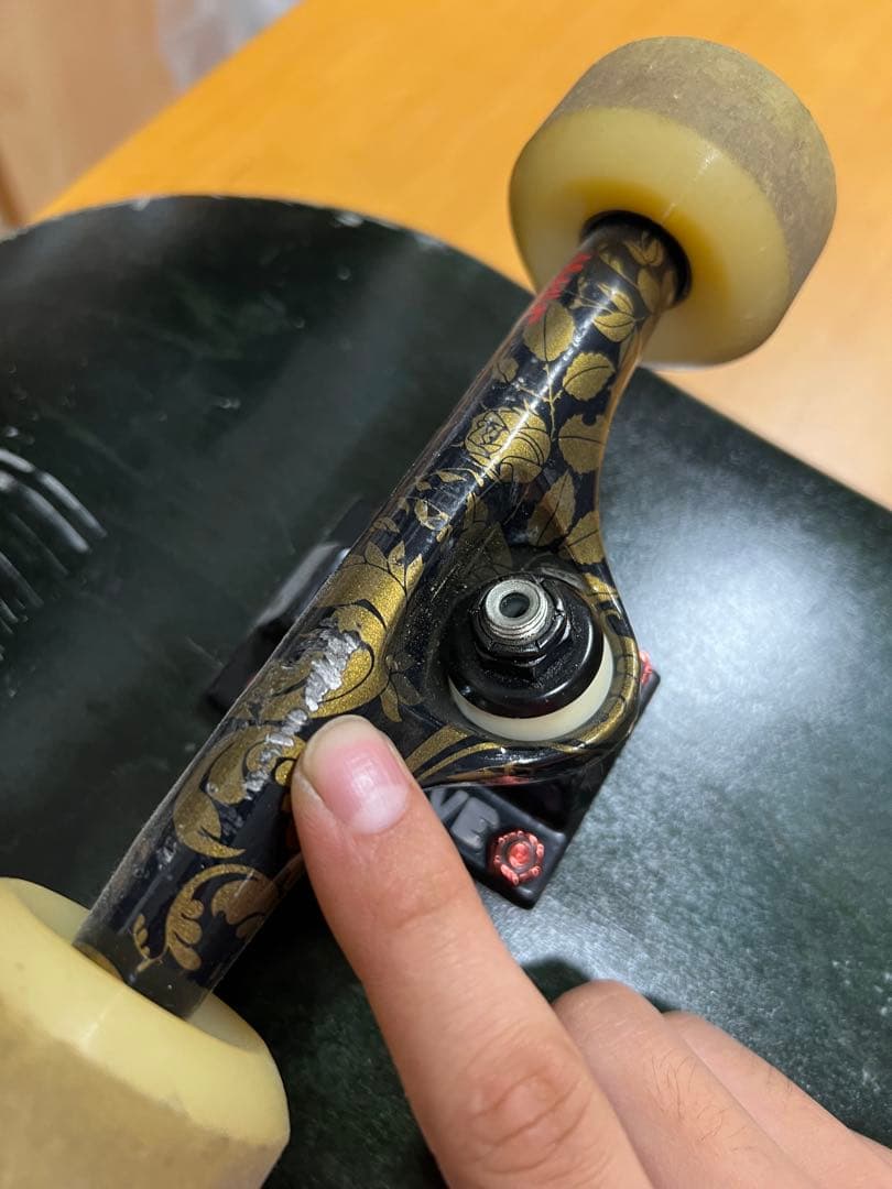 スケートボード　バラ組み立て品