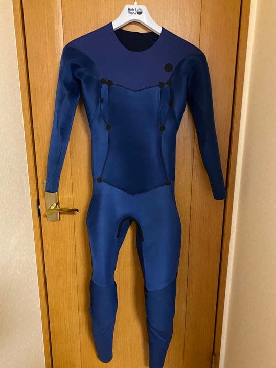 ☆レア美品☆レディースウエットスーツ3ミリ【ML】