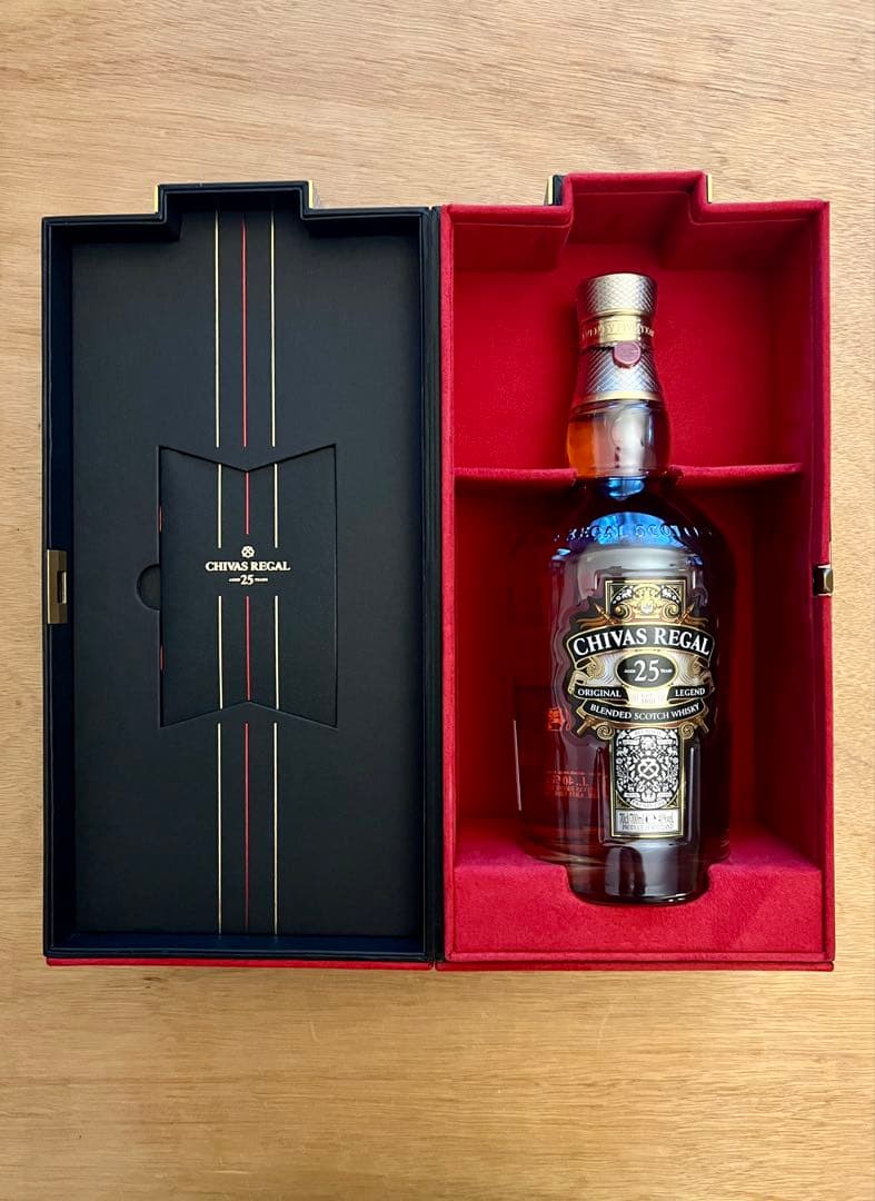 CHIVAS REGAL 25年 スコッチウイスキー