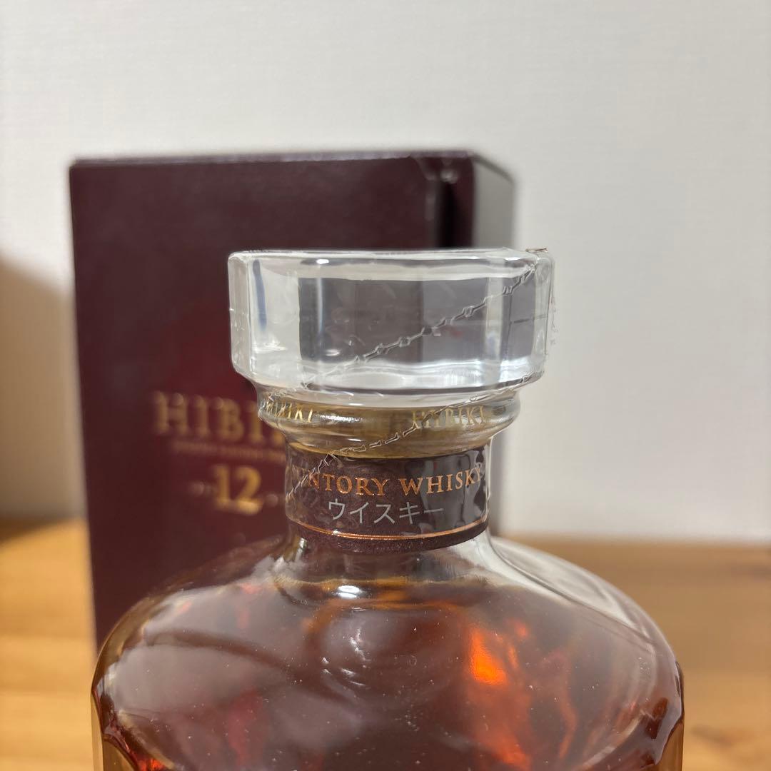 サントリーウイスキー　響12年　700ml 箱付き　未開栓