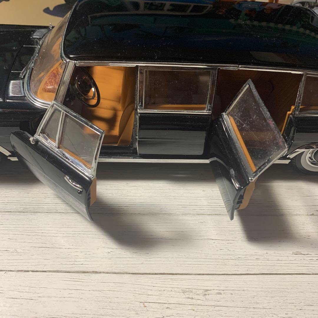 メルセデスベンツ　リムジン　1/18