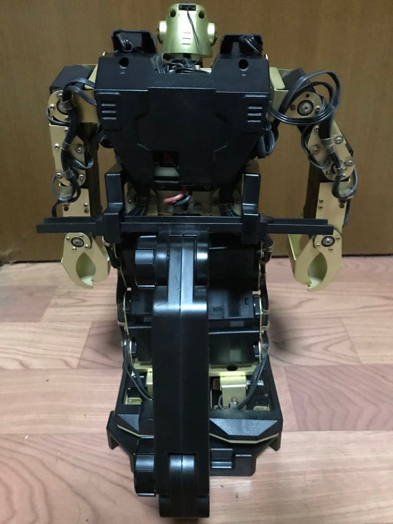 二足歩行ロボット ROBONOVA HITEC ジャン HSR-8498HB