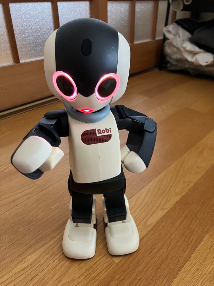 Robi ロビ　ロボット