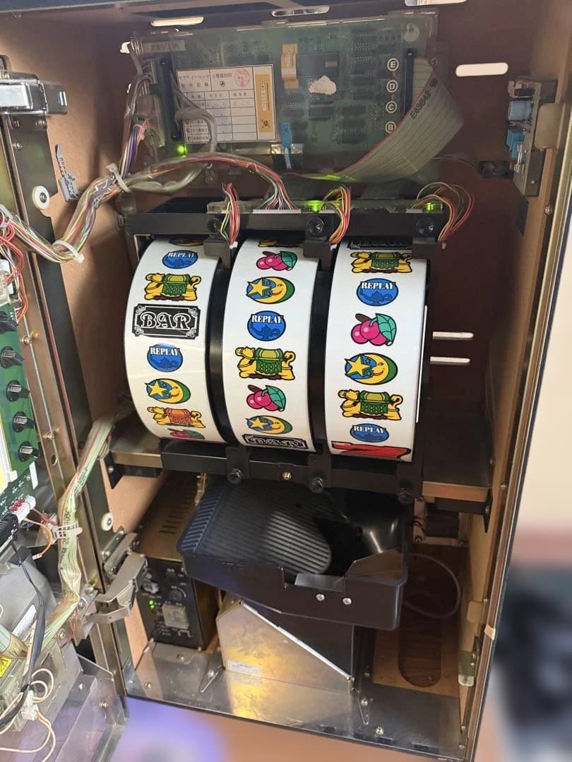 ALADDIN スロットマシン